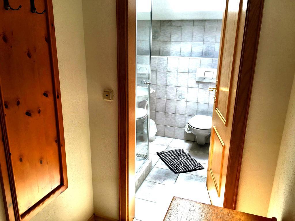 Gaestehaus Brigitte Гармиш-Партенкирхен Экстерьер фото