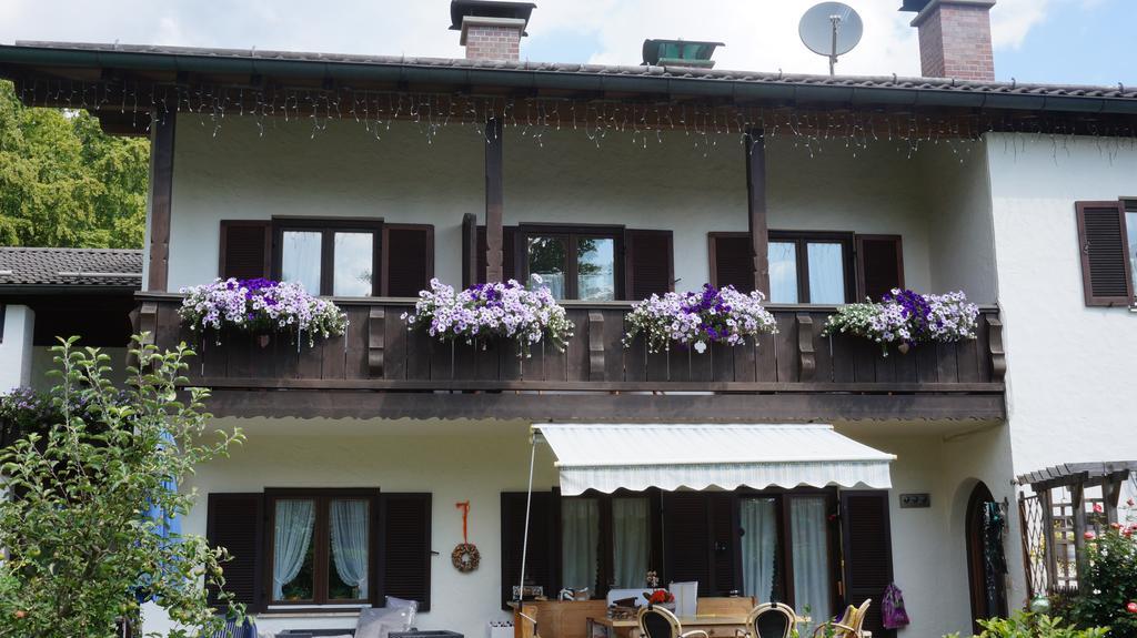 Gaestehaus Brigitte Гармиш-Партенкирхен Экстерьер фото